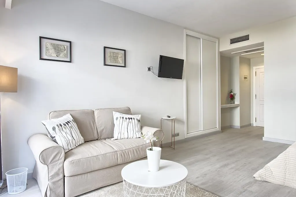 Banus Beach Studios Marbella Apartment